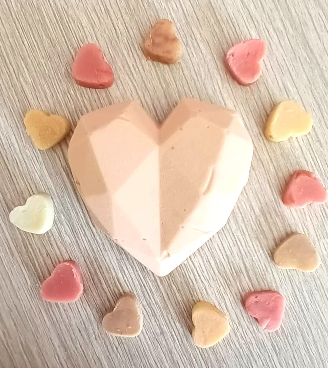 Hands Rose, pomegranate and herbs soap. - Virtual Bazaar Jordan