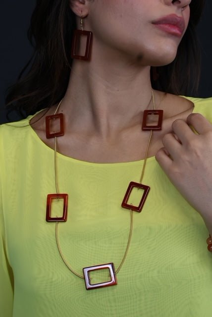 A set ofGold plated neckless - Virtual Bazaar Jordan