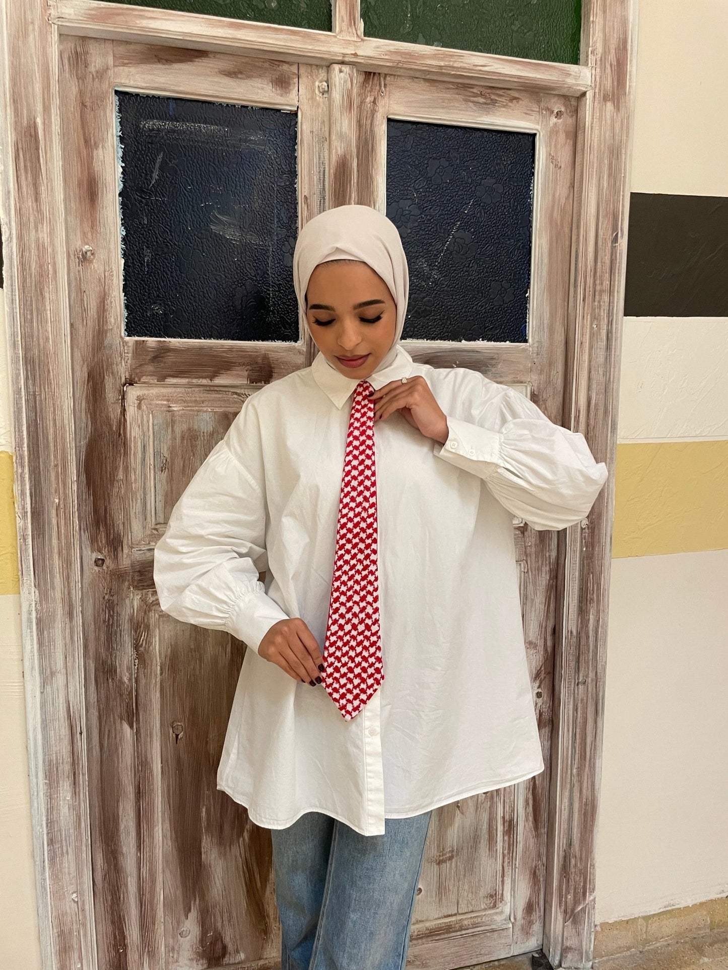 Red and white koffeh Tie - Virtual Bazaar Jordan