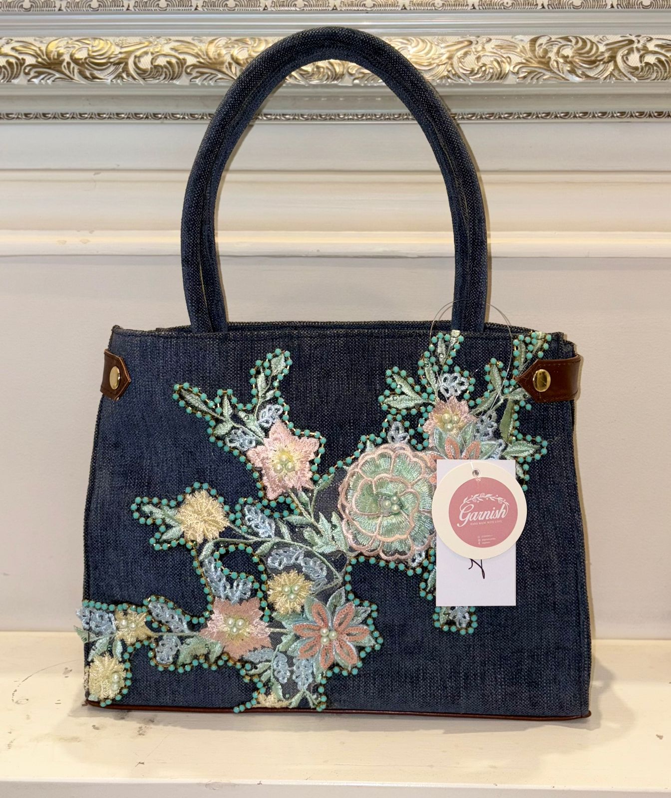 Denim Bag with
Embroidery