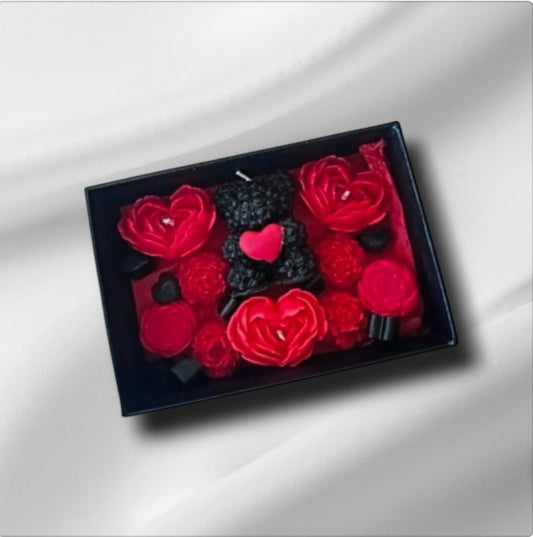 "Romantic Elegance" Valentine's Day candle box. - Virtual Bazaar Jordan