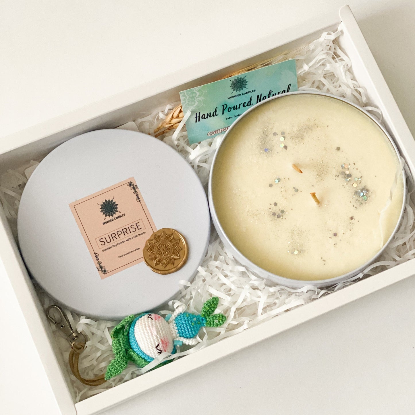 Gift Set with Surprise candle, by WOW Shop