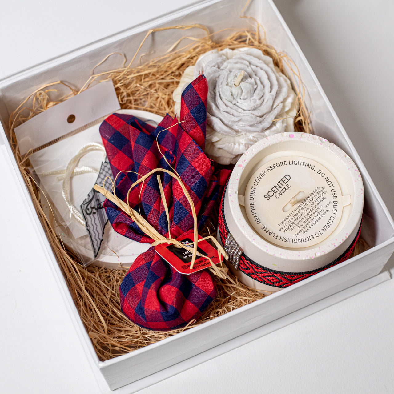 Gift Box with Local Products, by WOW Shop