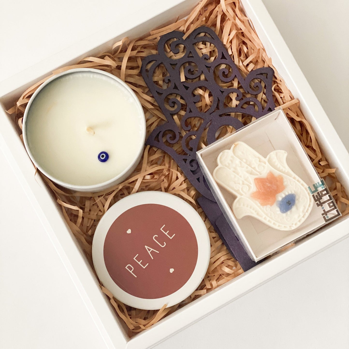 Gift Box with Local Products, by WOW Shop