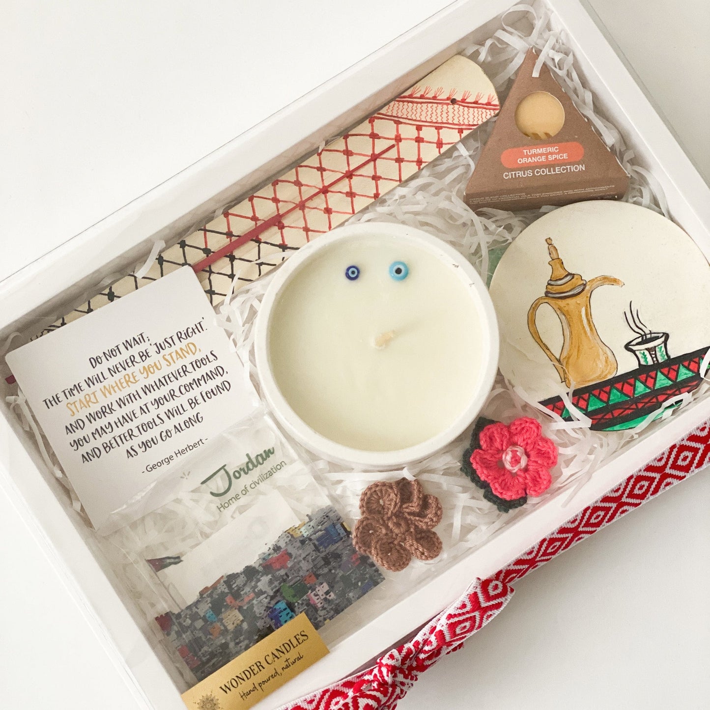 Gift Box with Local Products, by WOW Shop