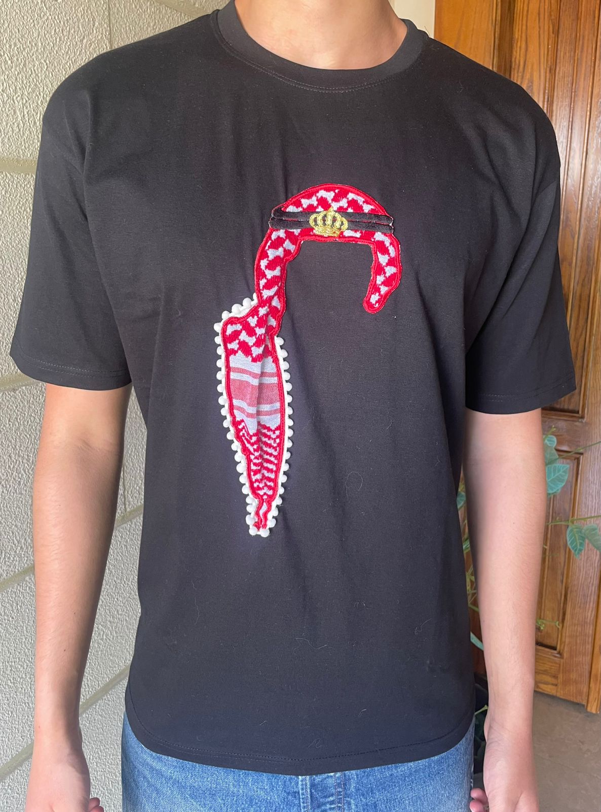 Authentic t-shirt with hatta fabric