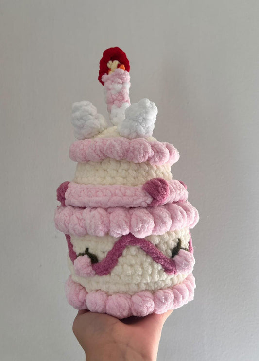 Crochet cake