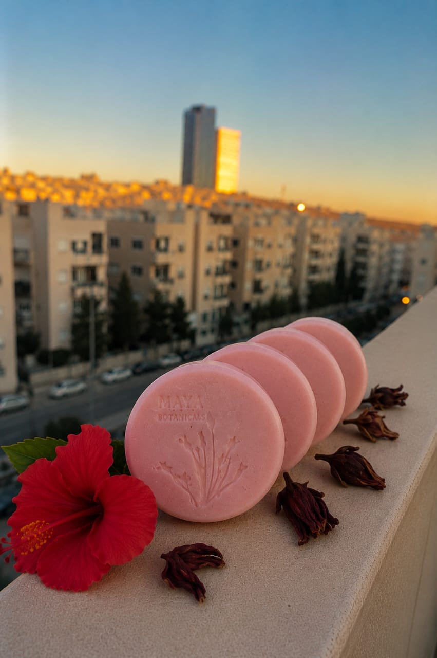Mango butter and hibiscus conditioner bar