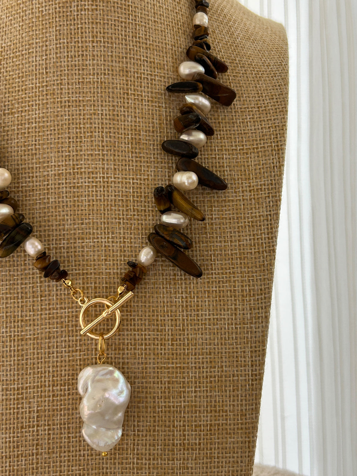 Tiger eye with fresh water pearls Necklace