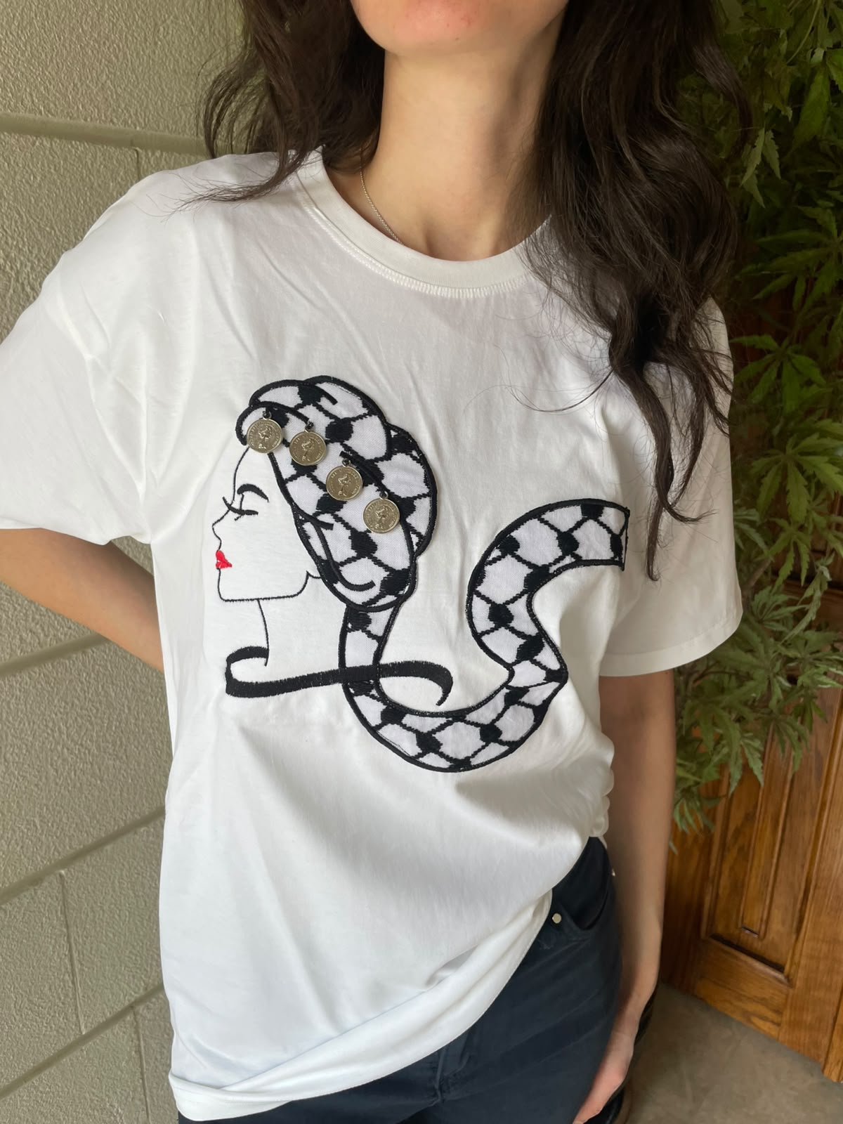Authentic T-Shirt with Hatta