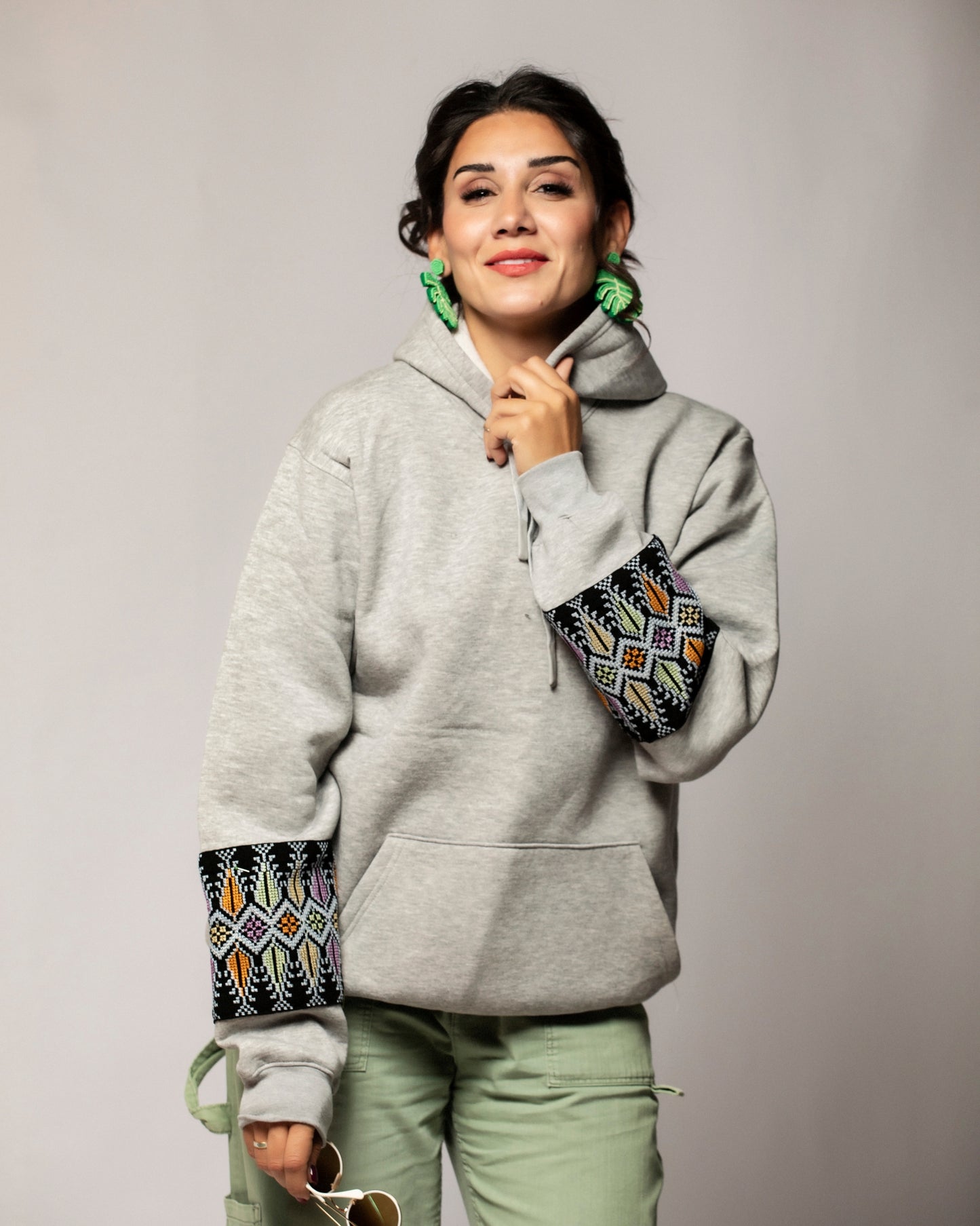 Hoodie with hatta sleves