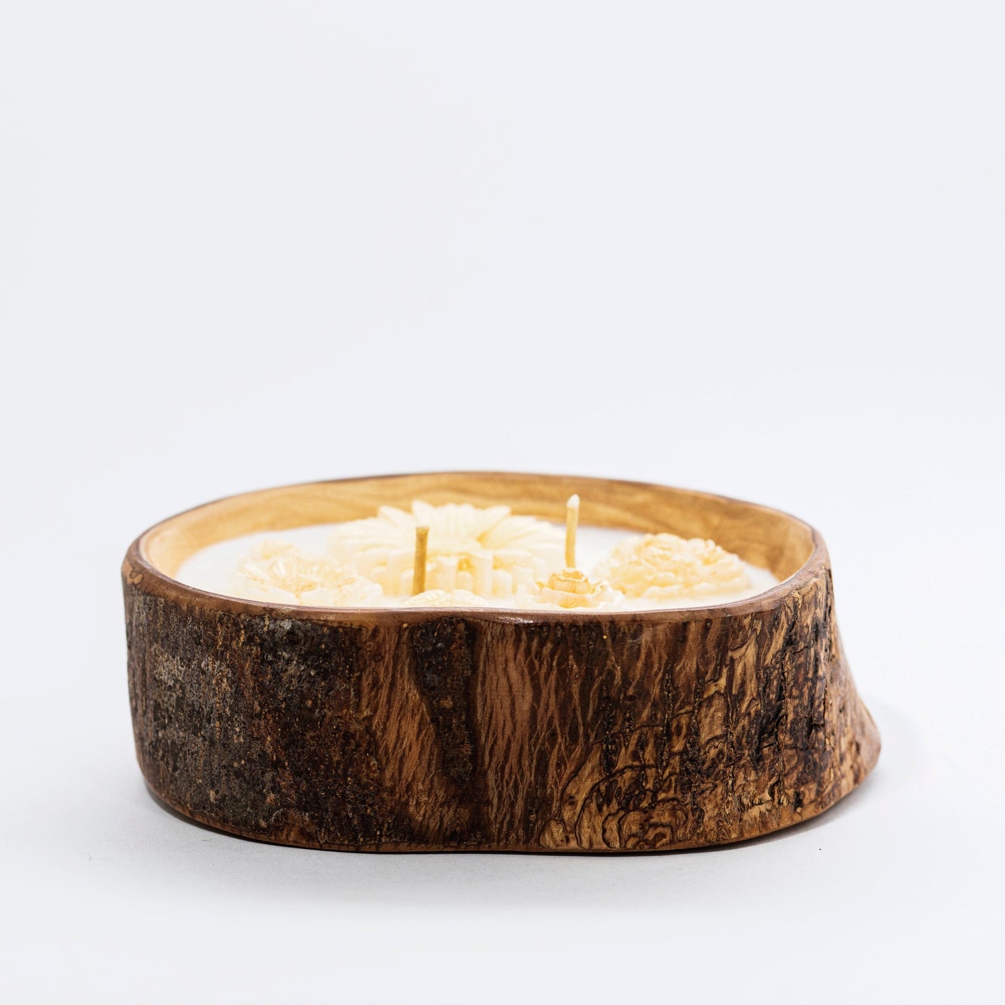 Soy candle in Olive Wood Bowl, Lavender with Lemon