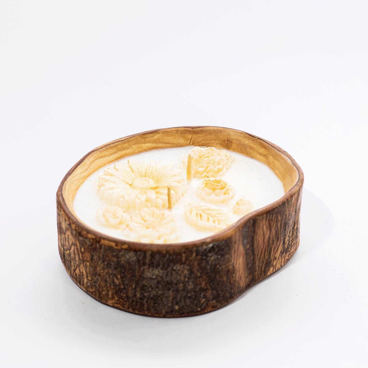 Soy candle in Olive Wood Bowl, Lavender with Lemon