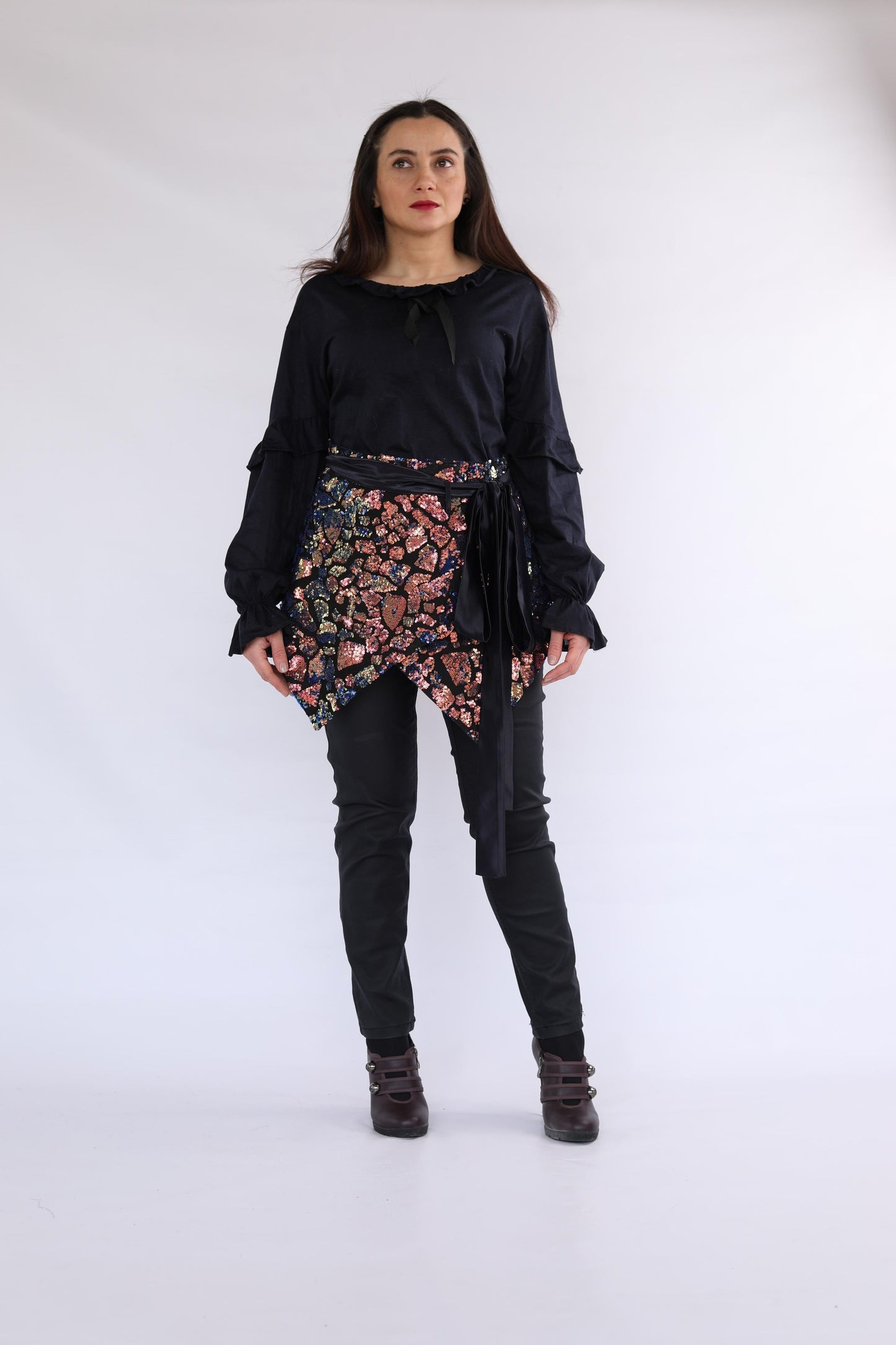 Belt/Short Skirt Over Pants/Dress With Gold And navy pattern, From Ward by Safa