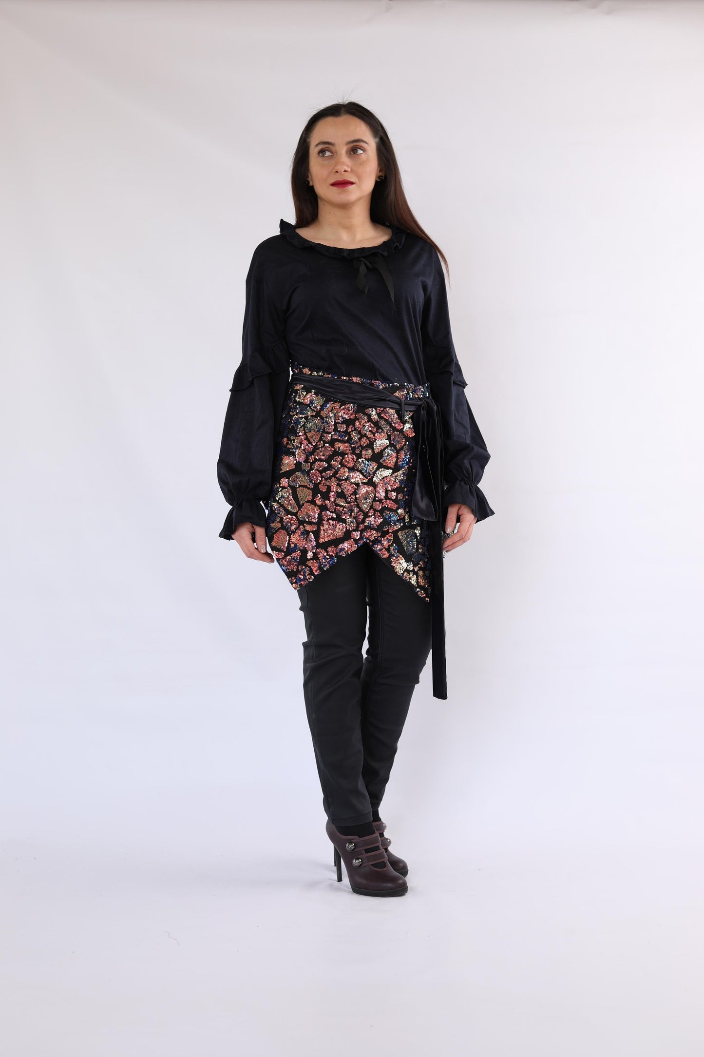 Belt/Short Skirt Over Pants/Dress With Gold And navy pattern, From Ward by Safa