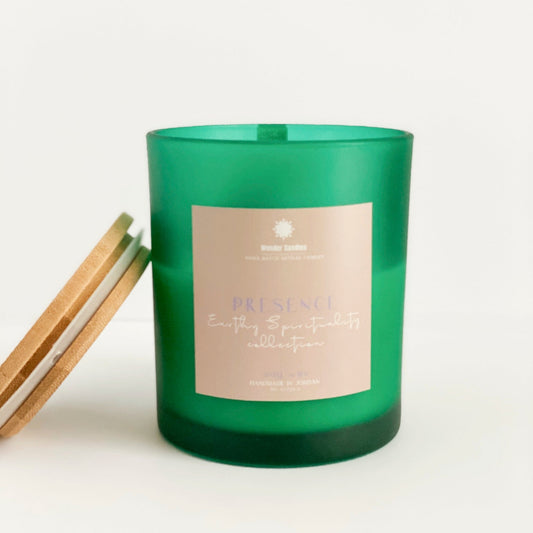 'Presence' Candle with Fluoride Crystal, Lavender & Lemon, 370ml - Wonder Candles