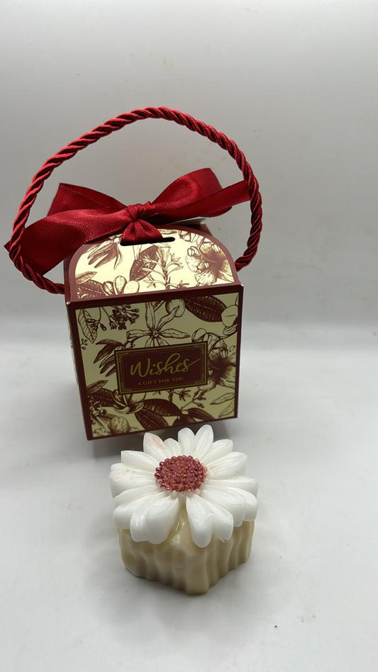 Daisy Topped Soap - Virtual Bazaar Jordan