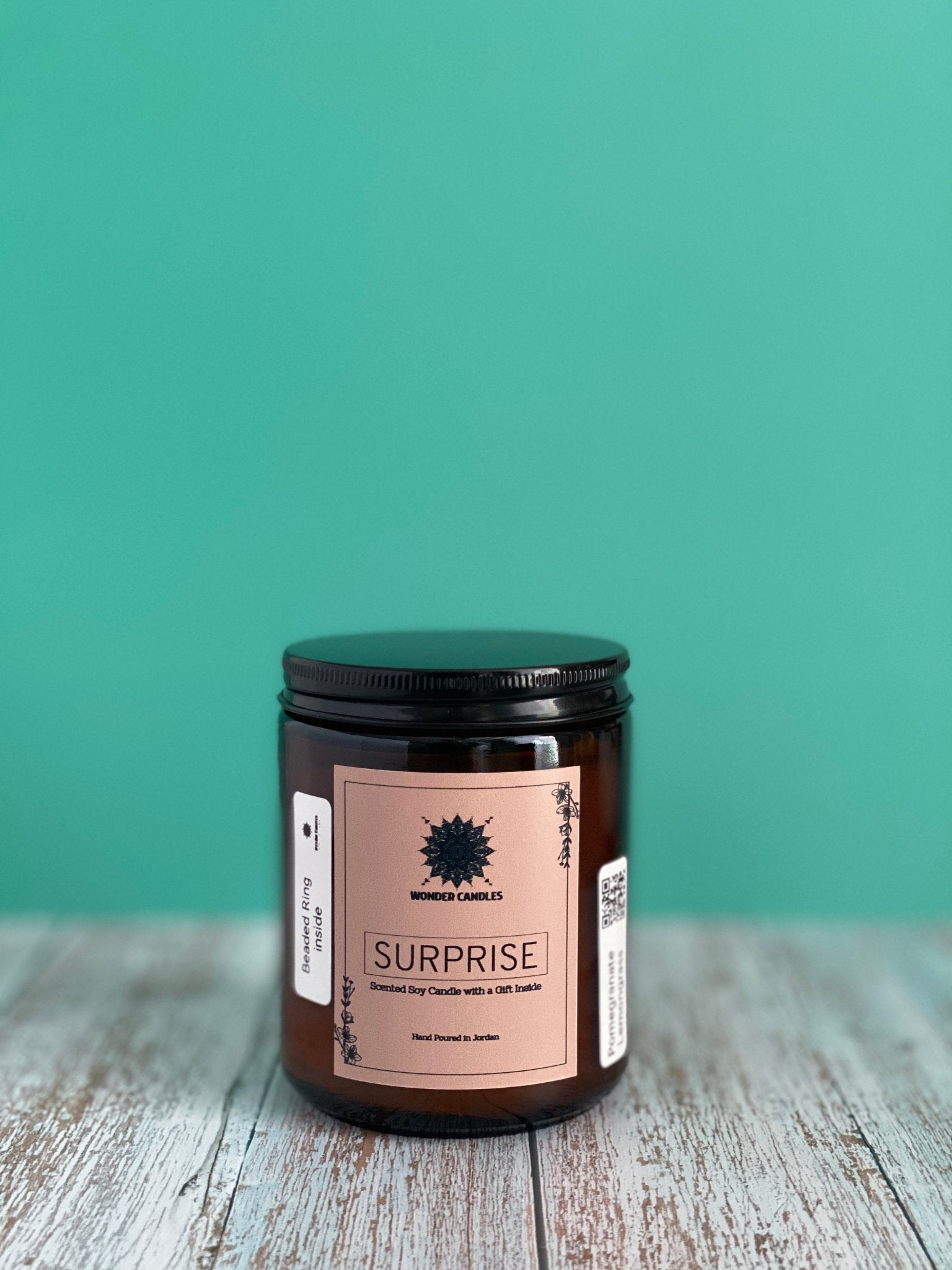 'Surprise' Candle with a Gift (Beaded Ring), Citrus & Sage - Wonder Candles